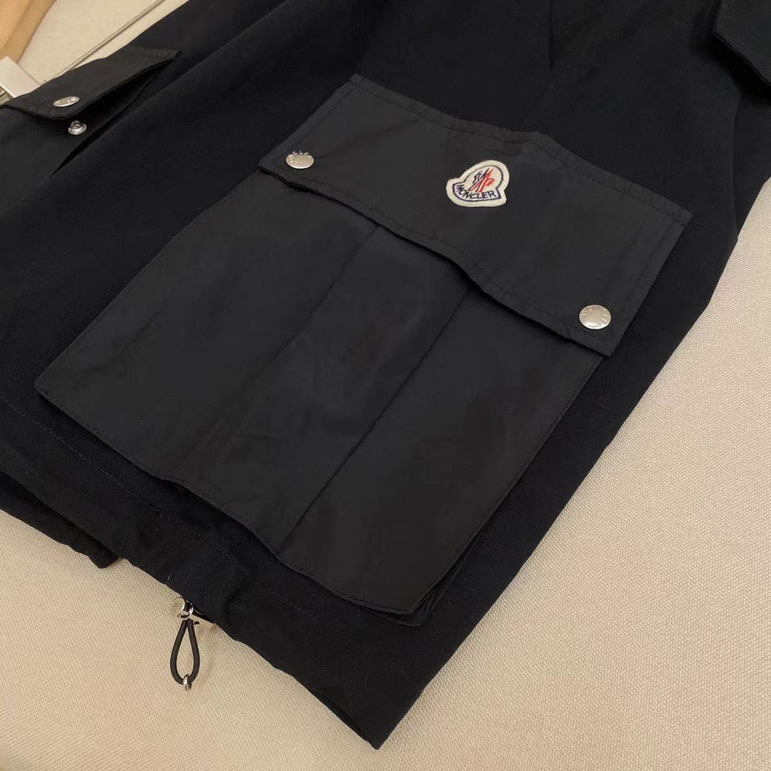 Moncler Cargo Shorts "Black"