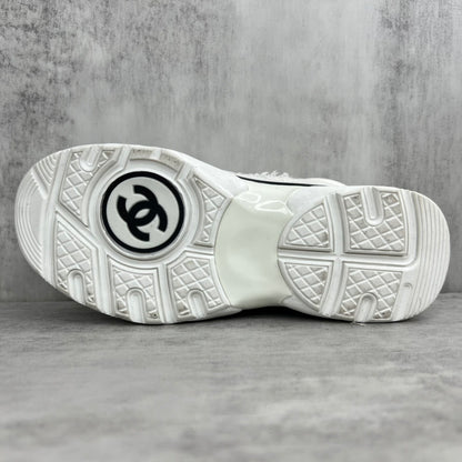 Chanel 22A "White-Grey-Black"