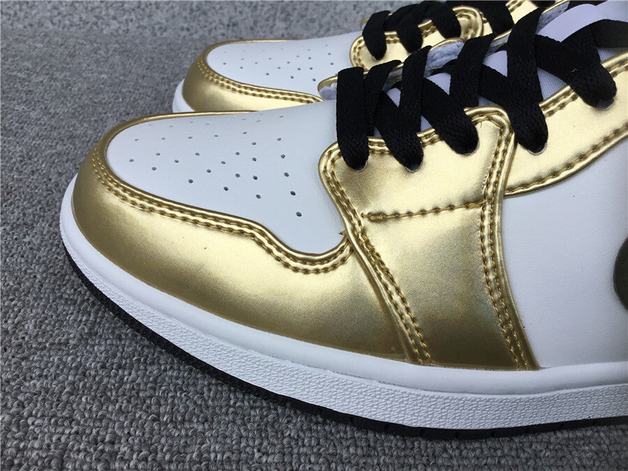 Air Jordan 1 Mid SE "Gold-Black-White"