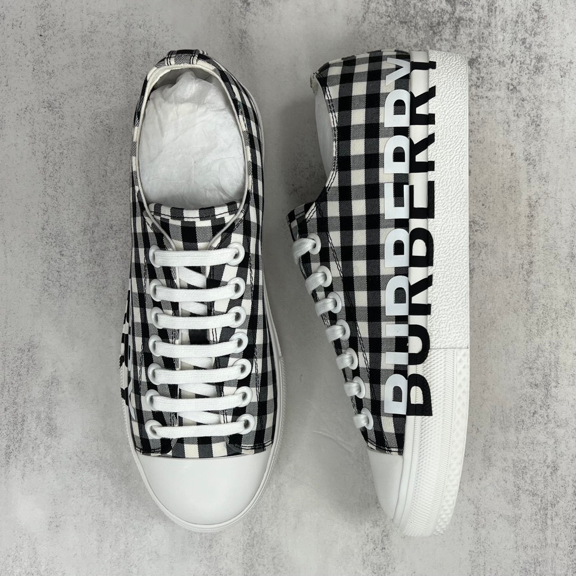 Burberry Larkhall "Black-Grey"