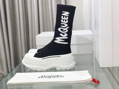 Alexander McQueen Tread Slick Boot "Ribbed Black-White"