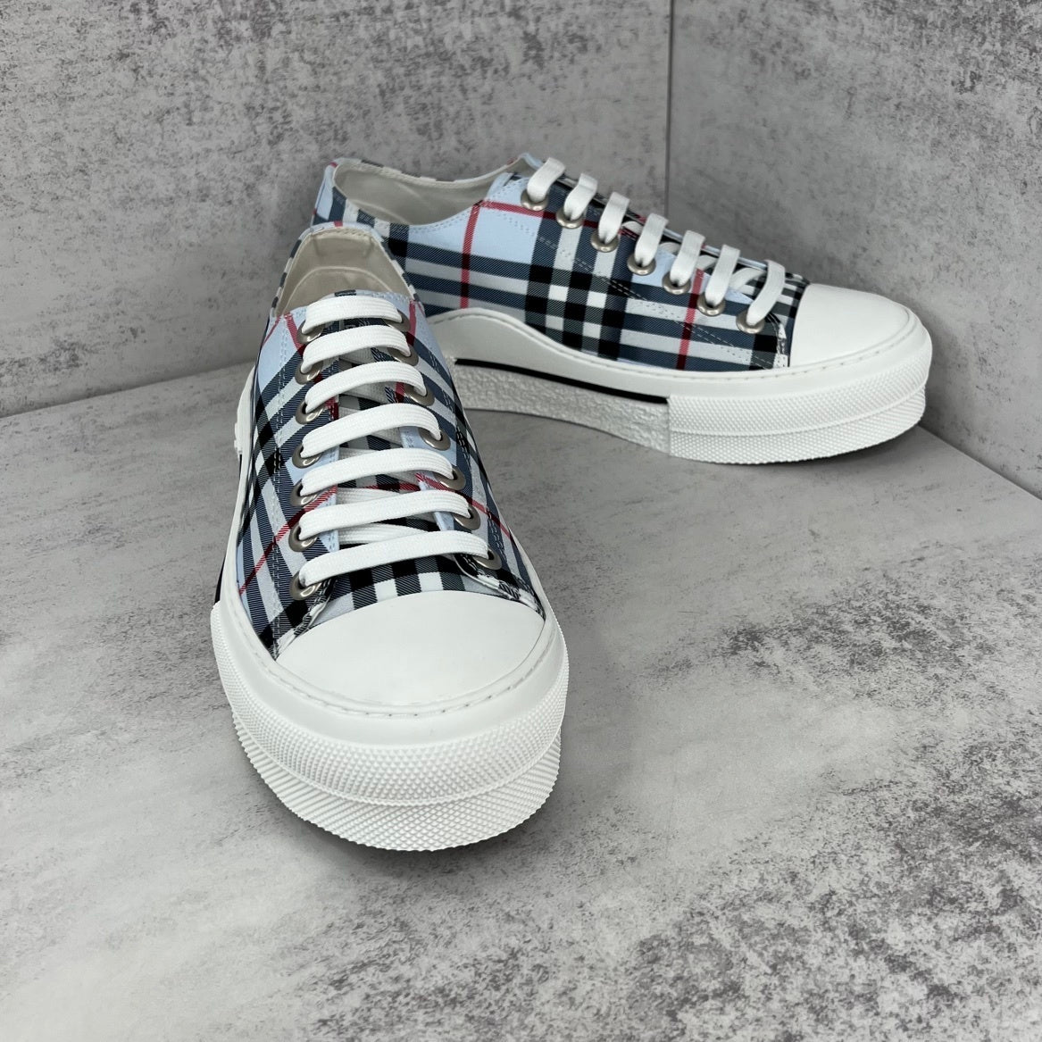 Burberry Gabardine "Grey-Black"