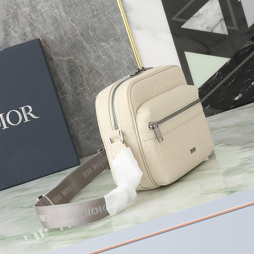 Dior Rider Zip Messenger Bag "White Dior Gravity Grain Leather & Grained Calfskin"