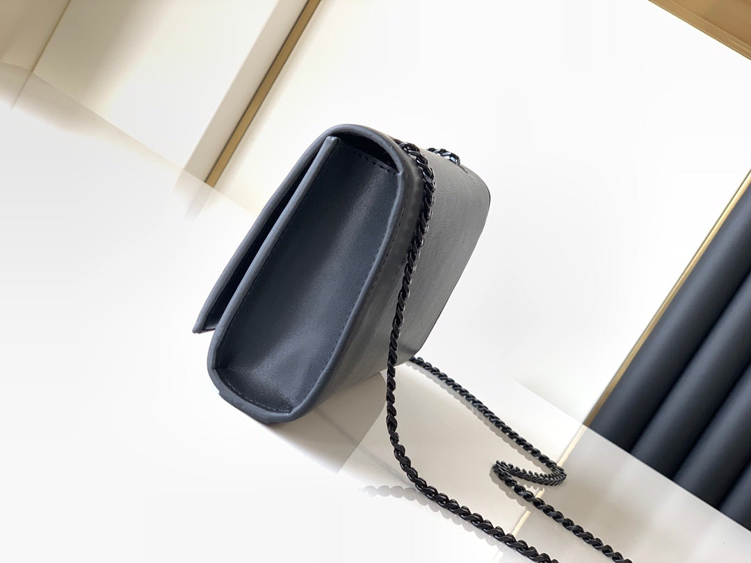 Saint Laurent Kate Medium in Smooth Leather