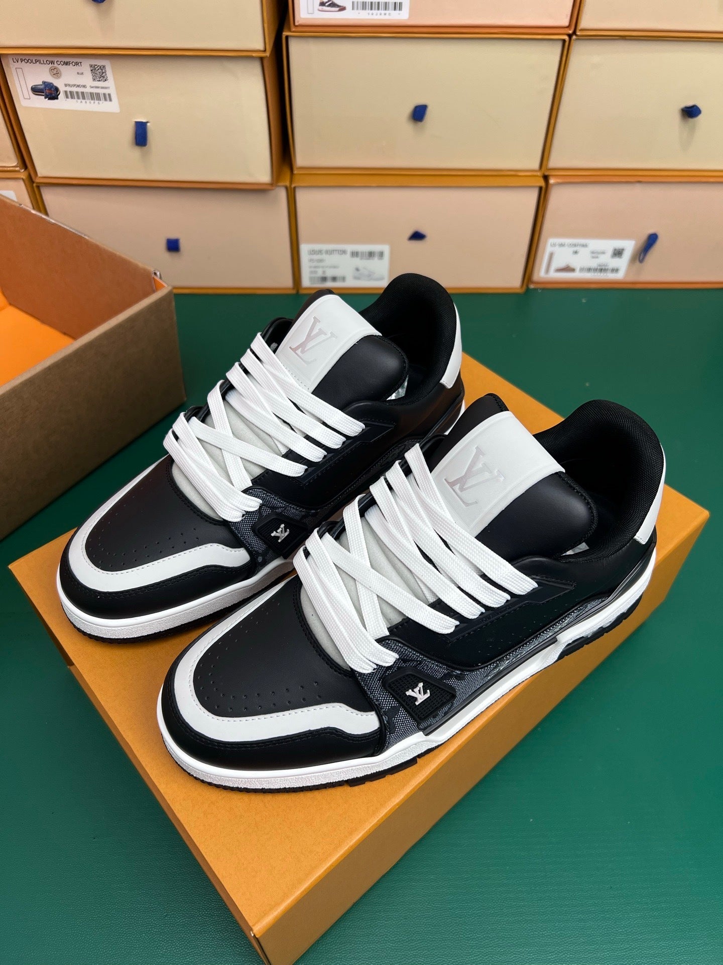 Louis Vuitton LV Trainer "Black"