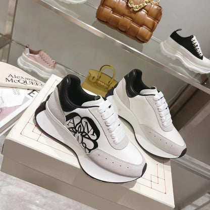 Alexander McQueen Sprint Runner "Black-White"