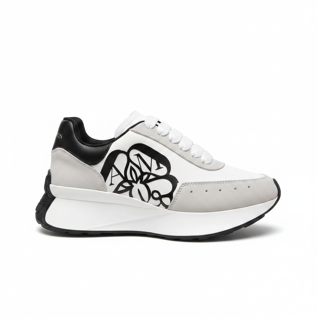 Alexander McQueen Sprint Runner "Black-White"