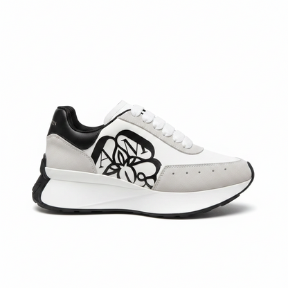Alexander McQueen Sprint Runner "Black-White"