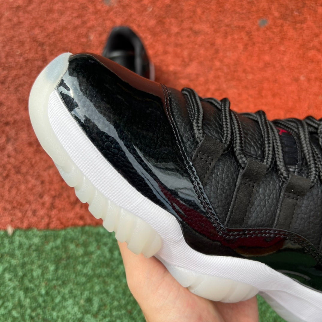Air Jordan 11 Low "72-10"