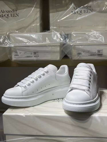 Alexander McQueen Oversized "White-Heart"