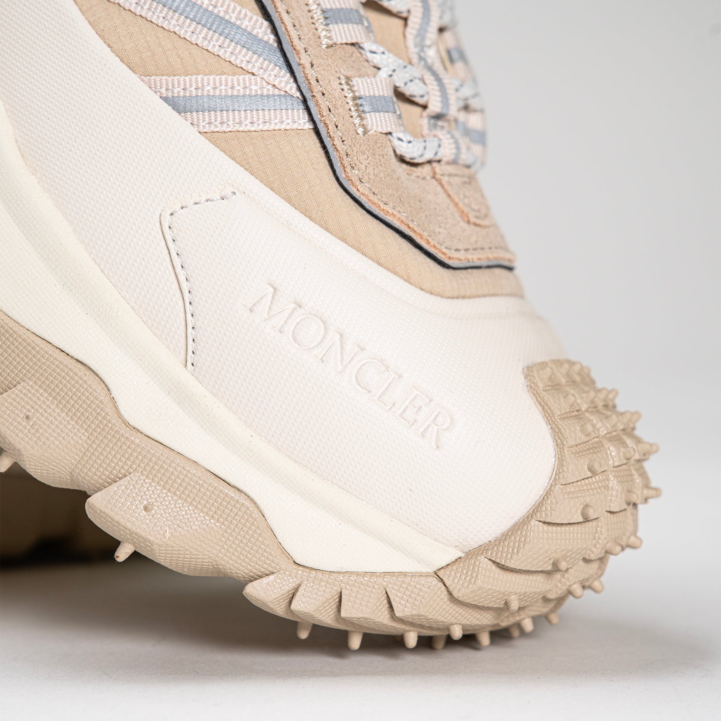 Moncler Trailgrip GTX Trainers "Beige-White"