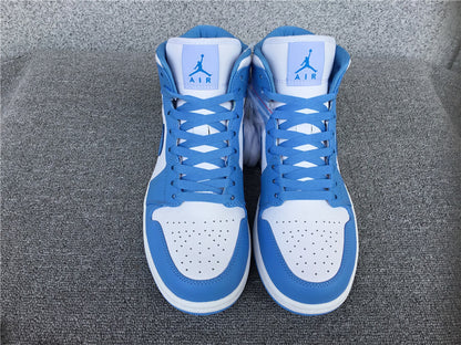 Air Jordan 1 Mid "UNC"