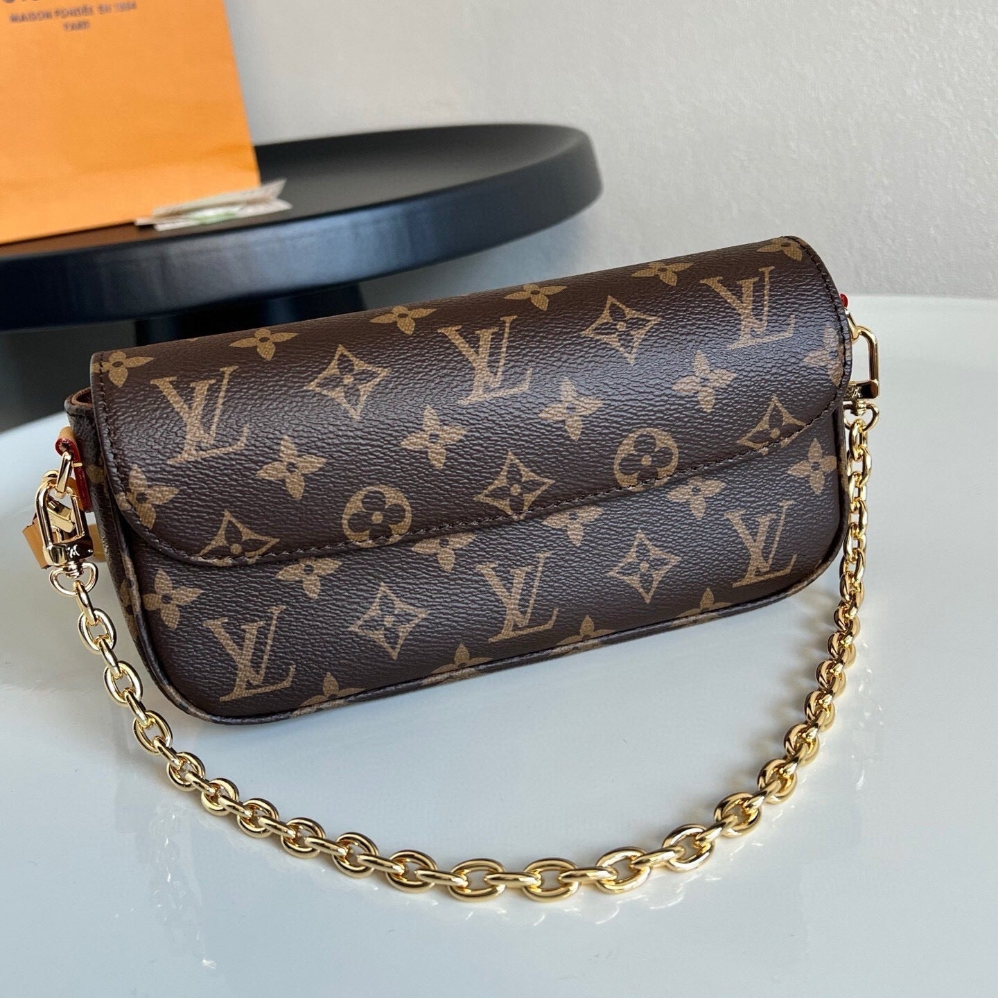 Louis Vuitton Wallet On Chain Ivy "Monogram"