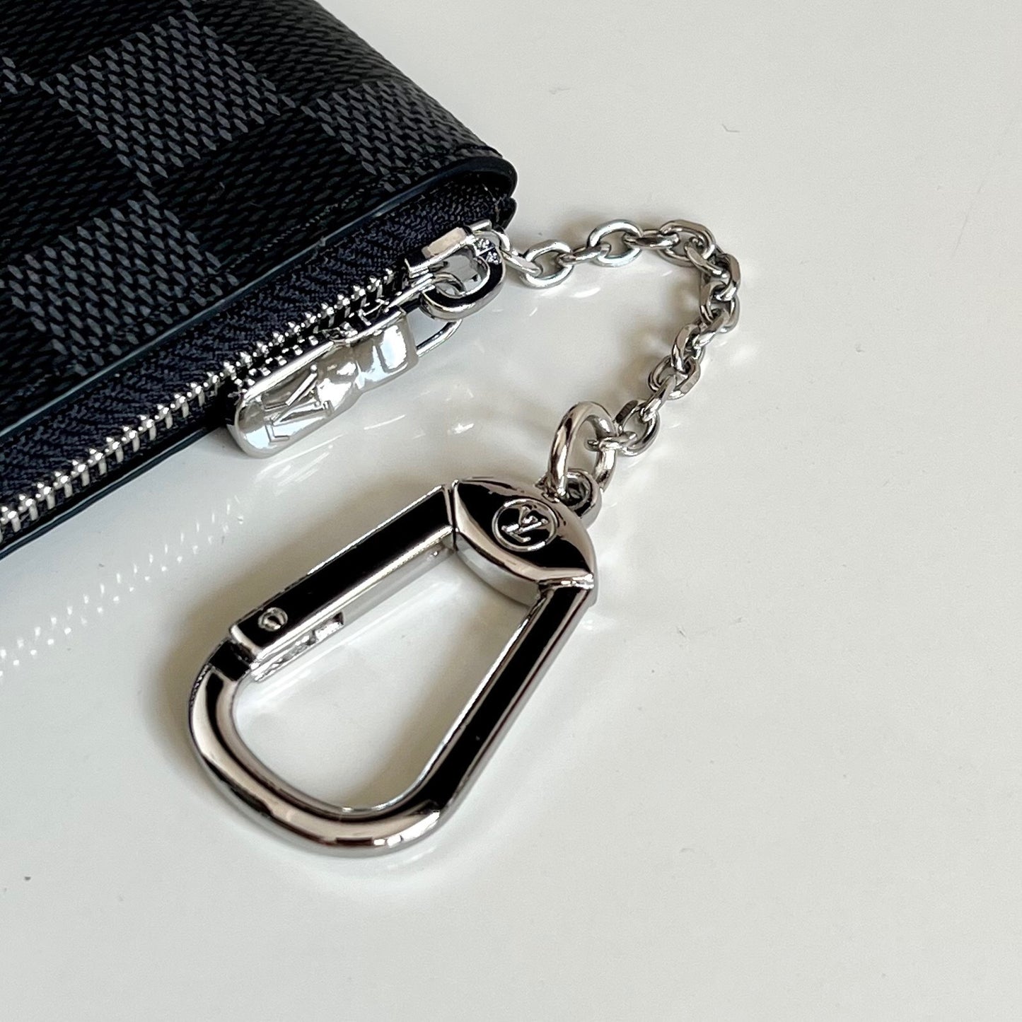 Louis Vuitton Key Pouch "Damier Graphite"