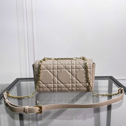 Dior Miss Daisy Mini Bag