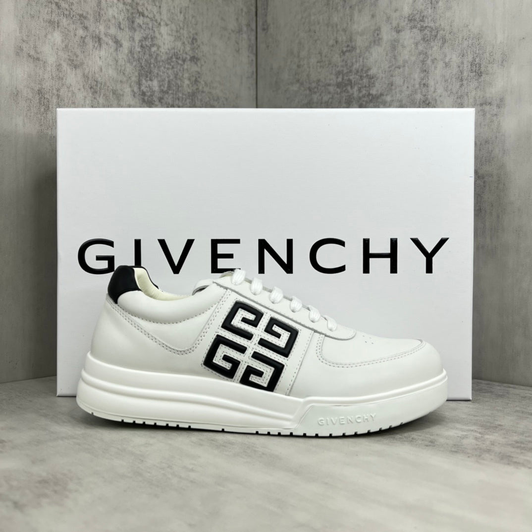 Givenchy Low-Top G4 "White-Black"