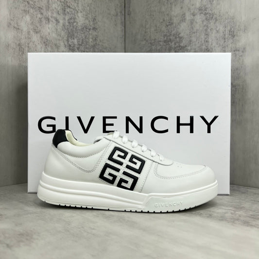 Givenchy Low-Top G4 "White-Black"
