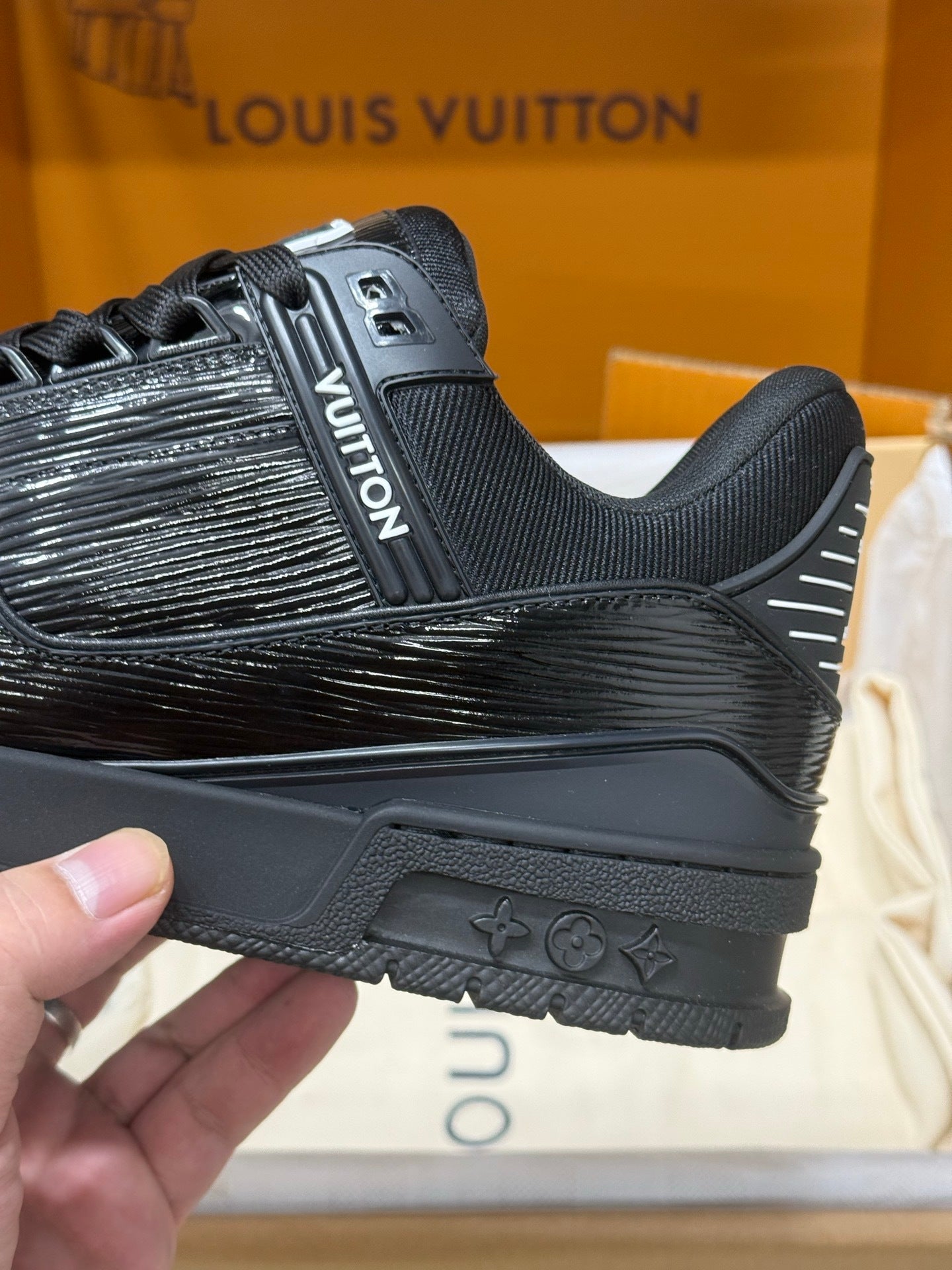 Louis Vuitton LV Trainers "Black"