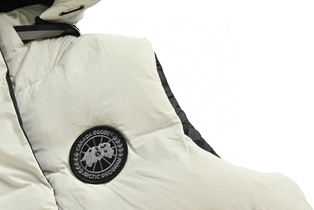Canada Goose Junction Down Vest "White-Black"