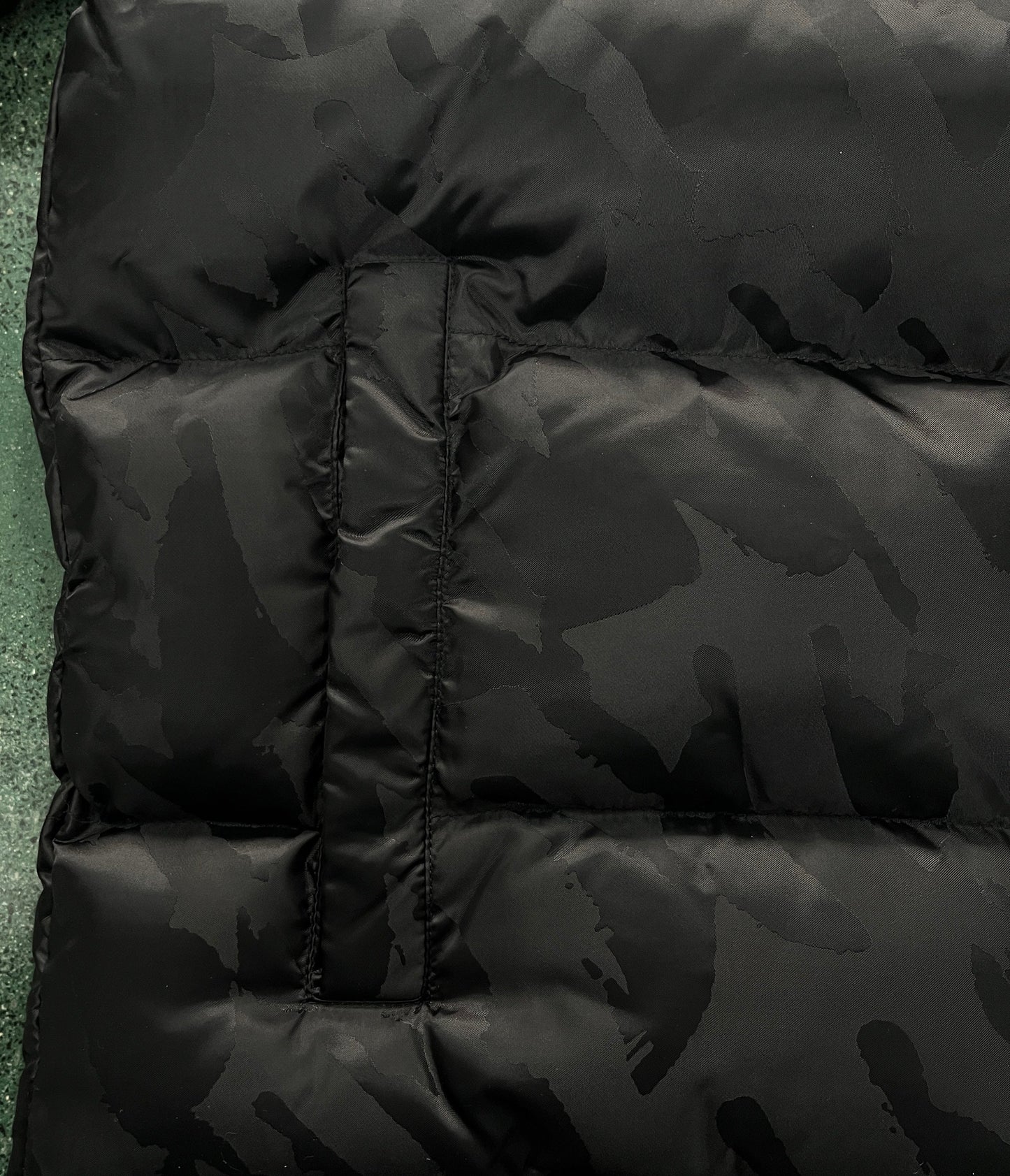 Trapstar Irongate Jacquard Down Jacket "Black"
