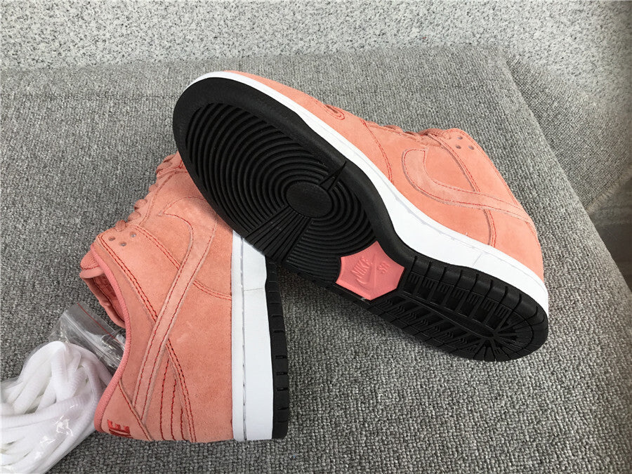 Nike SB Dunk Low Pro "Pink Pig"