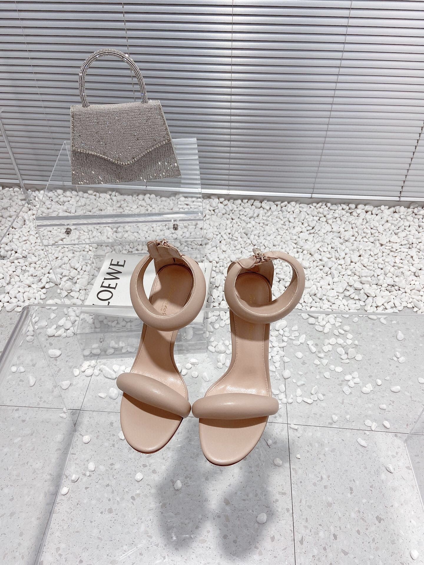 Gianvito Rossi Bijoux High Heels 100mm "Beige"