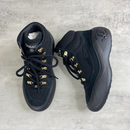 Chanel Snow Boots "Black Suede"