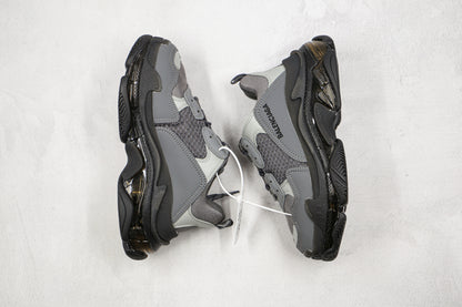 Balenciaga Triple S "Grey-Black Sole"