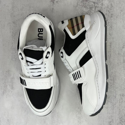 Burberry Ramsey "White-Black"