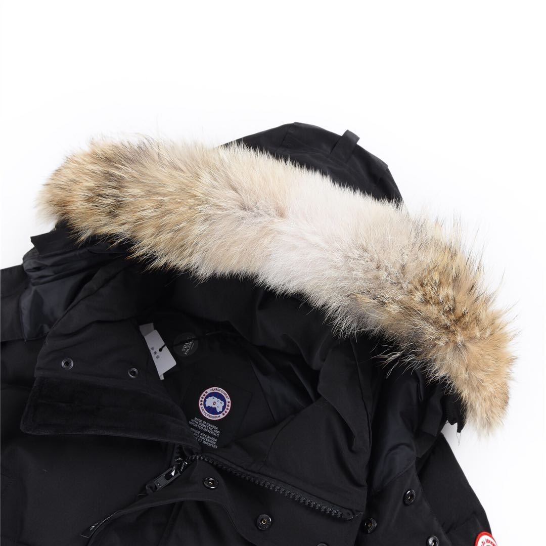 Canada Goose Wyndham Down Jacket "Black"