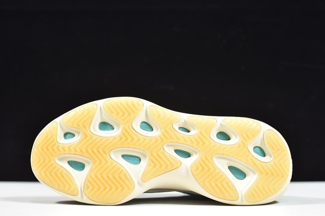 Yeezy 700 V3 "Kyanite"