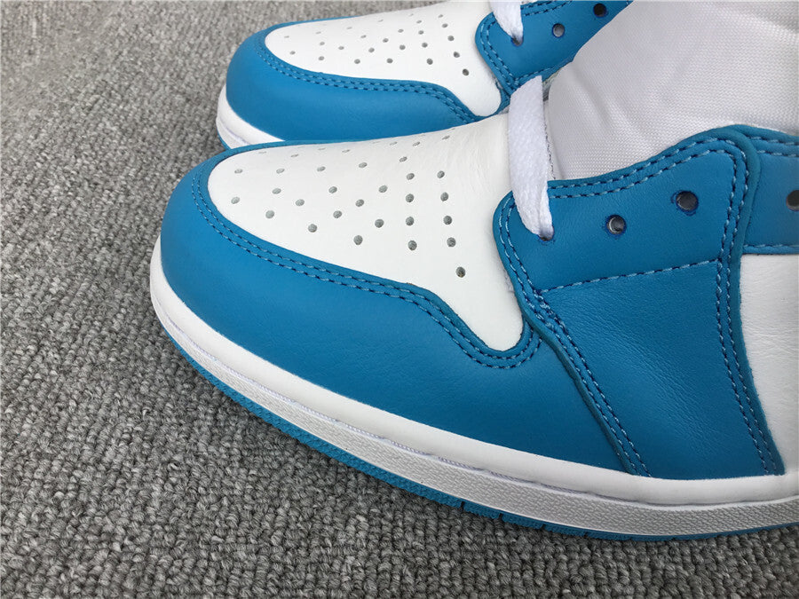 Jordan 1 Retro High OG "UNC"