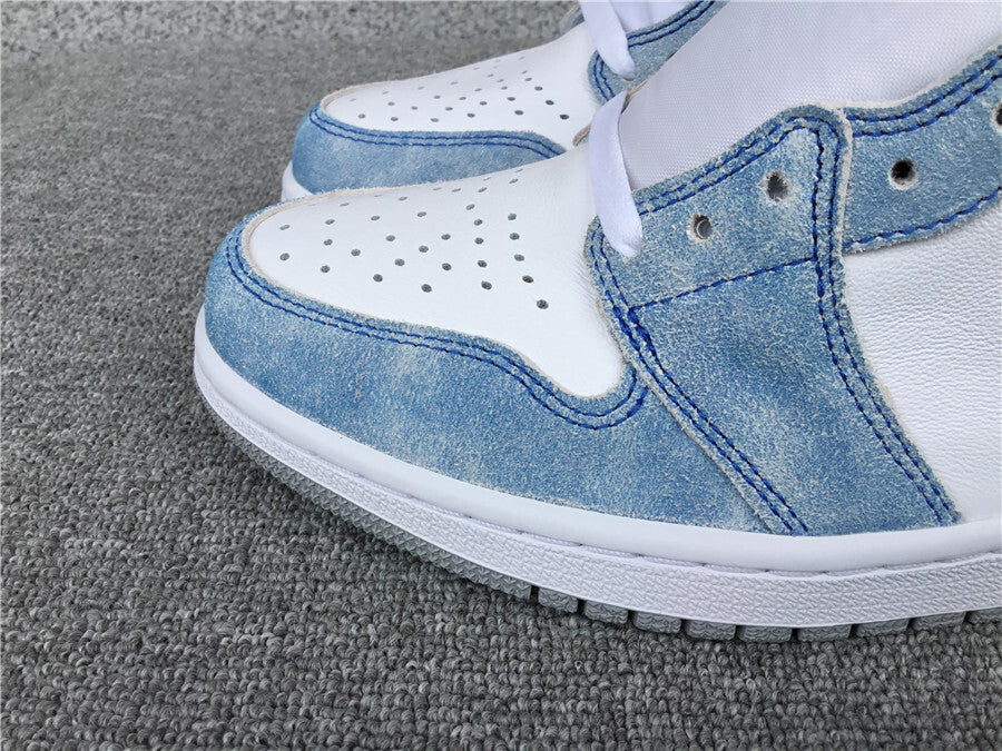 Jordan 1 Retro High OG "Hyper Royal"