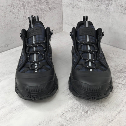 Burberry Arthur "Black-Blue"