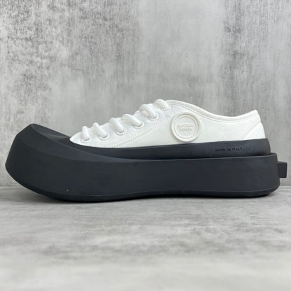 Bottega Veneta Jumbo "White-Black"