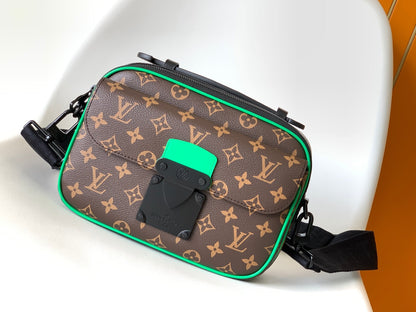 Louis Vuitton S Lock Messenger