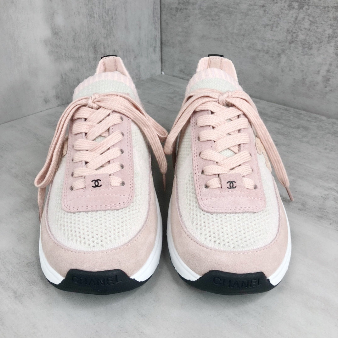 Chanel Interlocking CC "Beige-Pink"