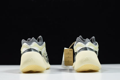 Yeezy 700 V3 "Fade Salt"