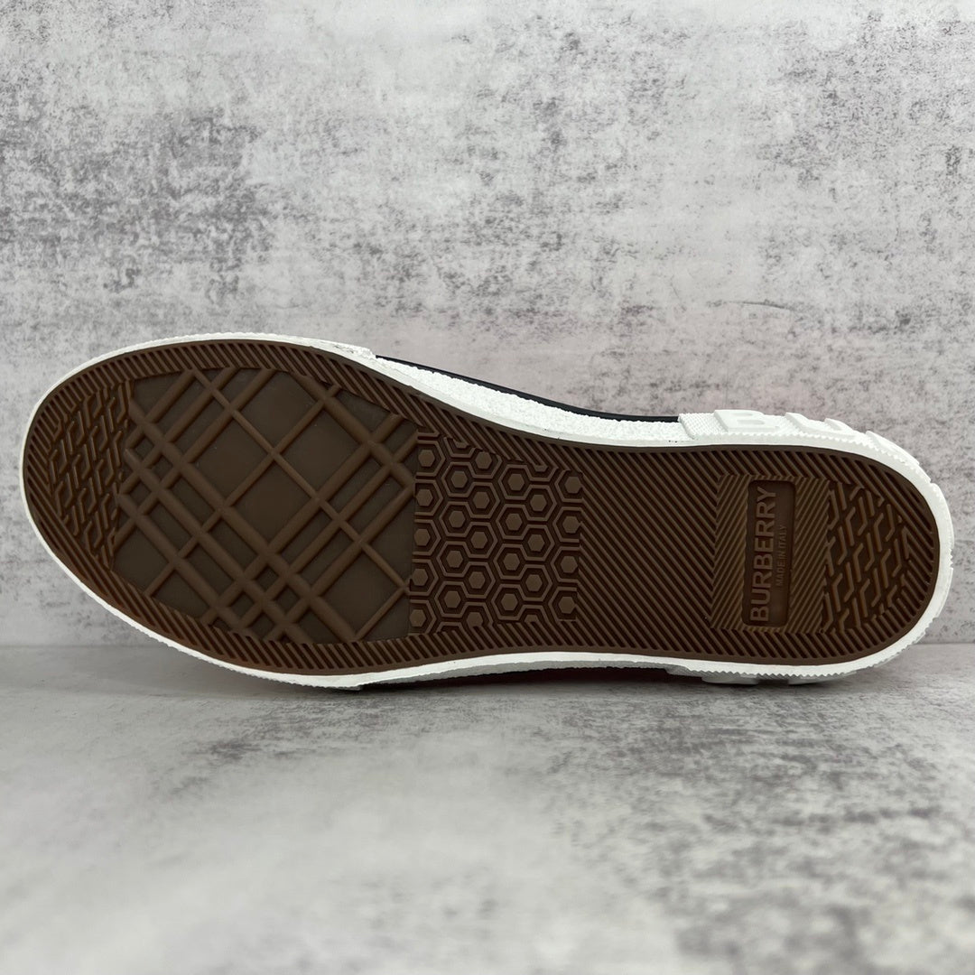 Burberry Slip-On "Red-White Monogram"