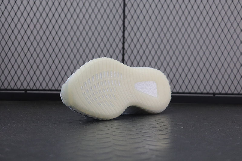 Yeezy 350 V2 "Cloud White"