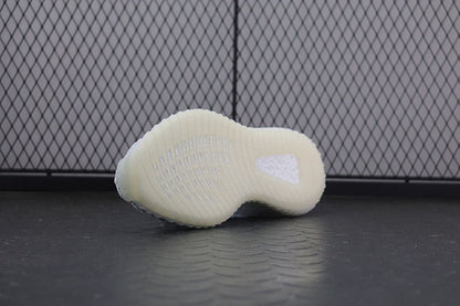 Yeezy 350 V2 "Cloud White"