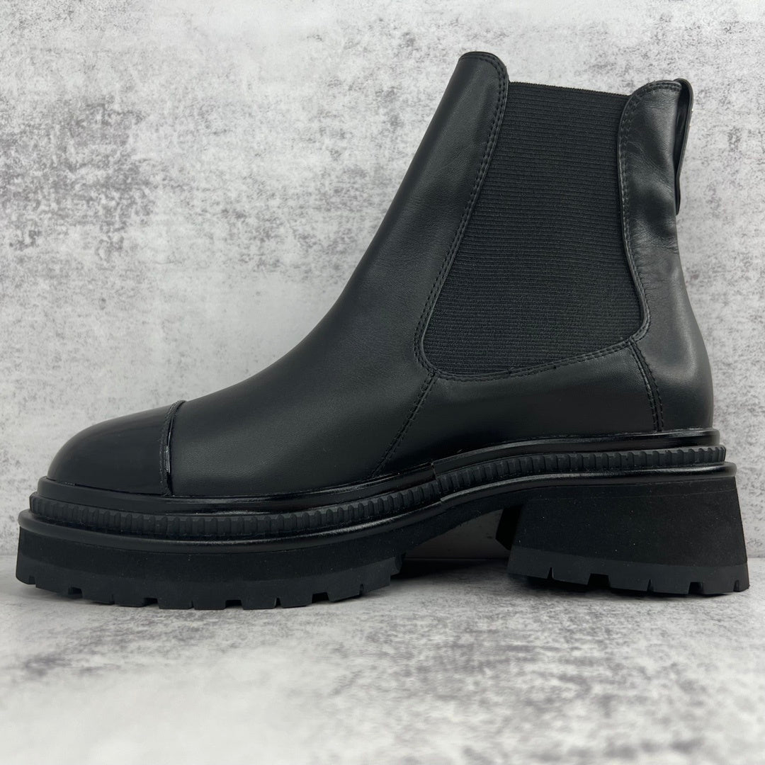 Chanel Chelsea Boots "Black"