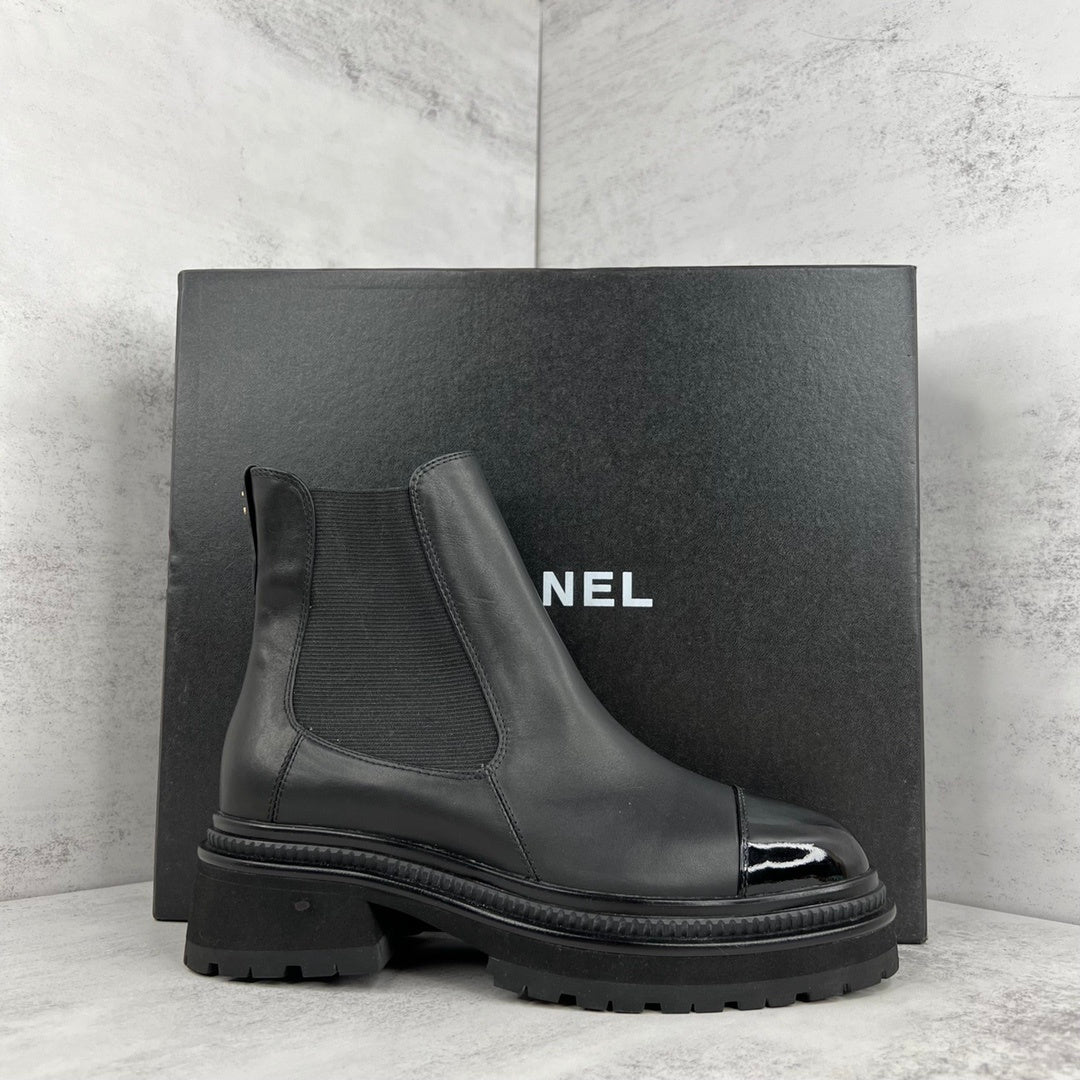 Chanel Chelsea Boots "Black"
