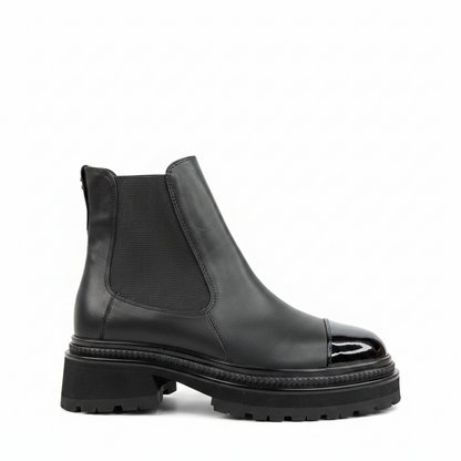Chanel Chelsea Boots "Black"