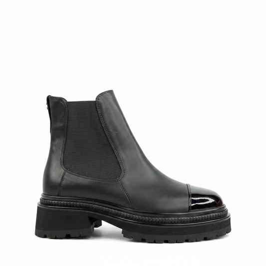 Chanel Chelsea Boots "Black"