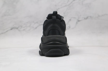 Balenciaga Triple S "Triple Black"