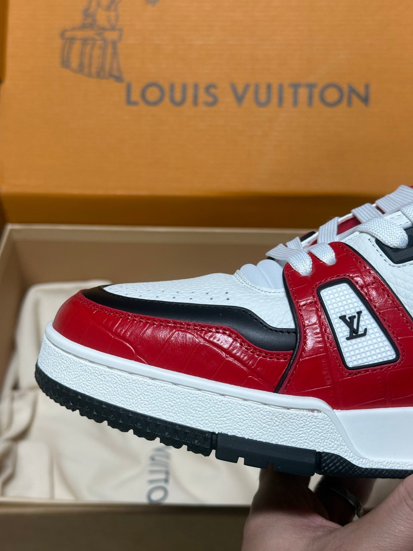 Louis Vuitton LV Trainers "White-Red Crocodile"