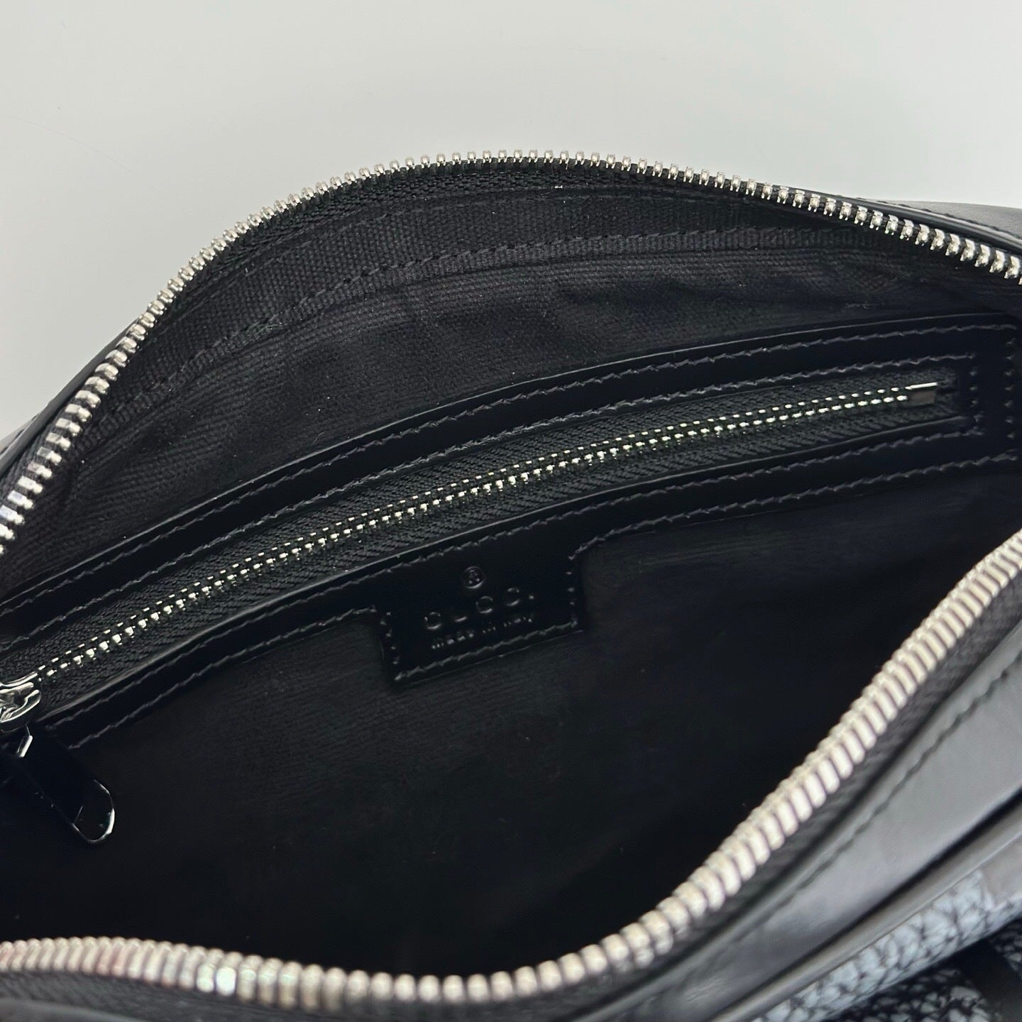 Gucci GG Jumbo Leather Crossbody Bag