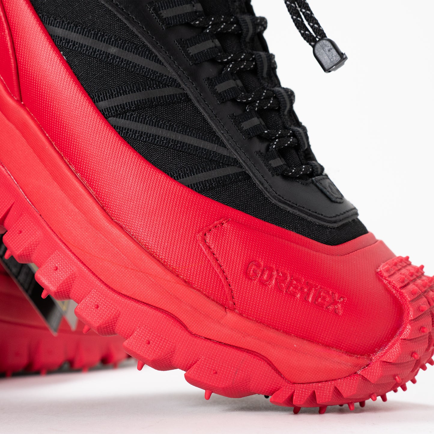 Moncler Trailgrip GTX Trainers "Red-Black"
