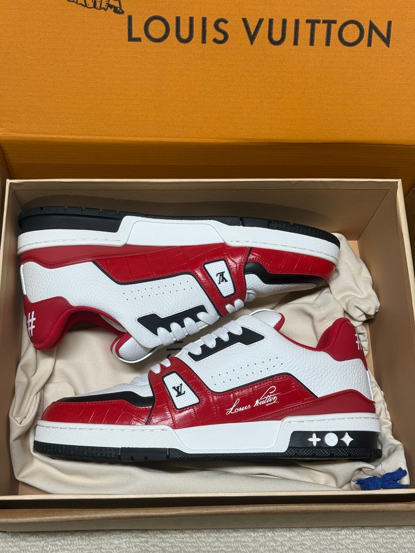 Louis Vuitton LV Trainers "White-Red Crocodile"
